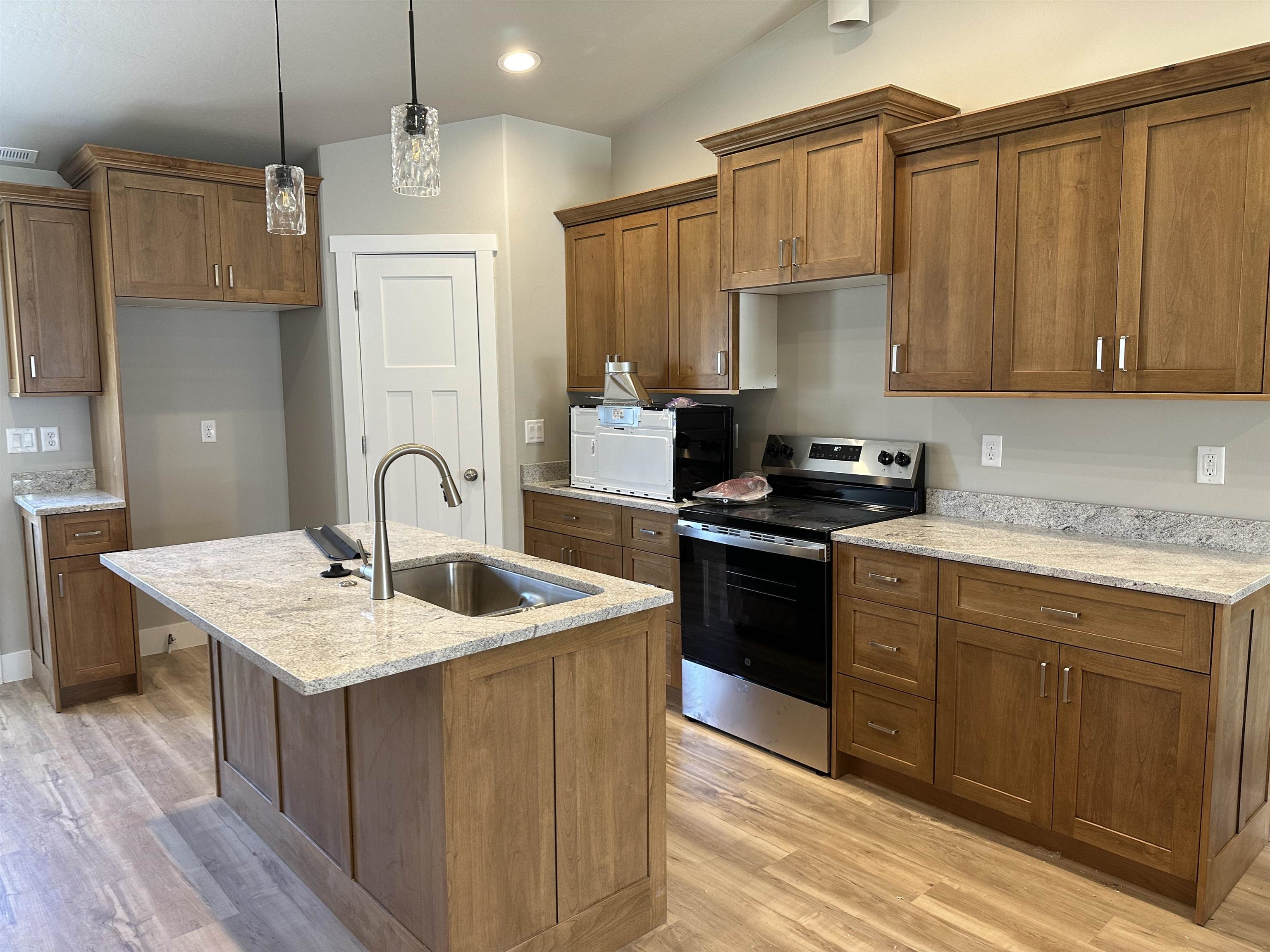 6187 Arapahoe, Pocatello, Idaho image 2