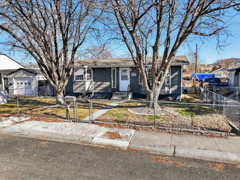 Photo of 238 Randolph Ave, Pocatello, ID 83201 (MLS # 581608)