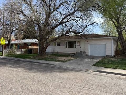 Photo of 1322 Willard Ave, Pocatello, ID 83201 (MLS # 582368)