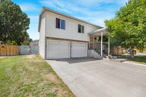 Photo of 867 Coachman Dr, Idaho Falls, ID 83402 (MLS # 580014)