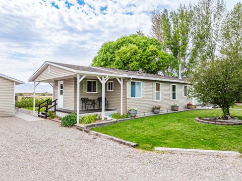 Mobile Home For Sale - 3500 W 2800 N<br/> Malad City, ID 83252