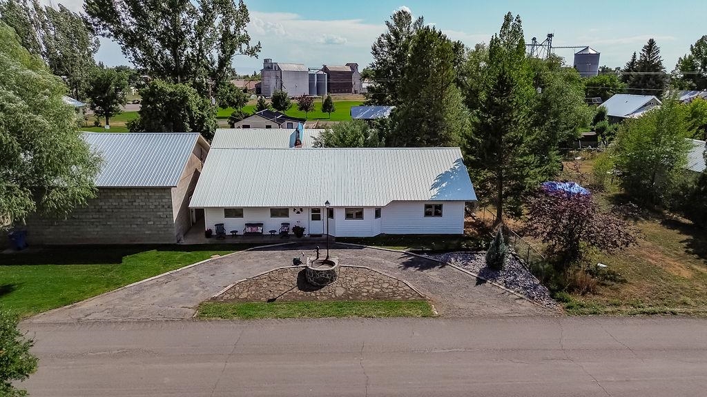 462 Walnut St, Ashton, Idaho image 36