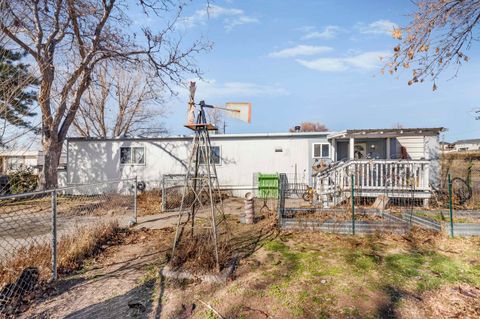 Photo of 1550 Yellowstone Ave, Pocatello, ID 83201 (MLS # 581770)