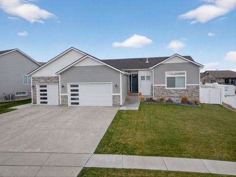Photo of 1378 Champlaine Street, Pocatello, ID 83204 (MLS # 581140)