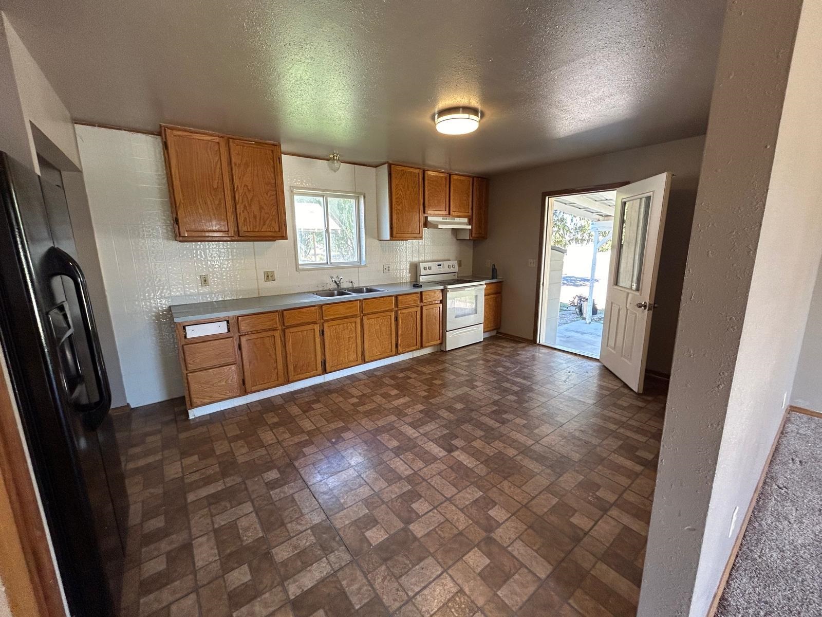 289 W Washington St, Aberdeen, Idaho image 7
