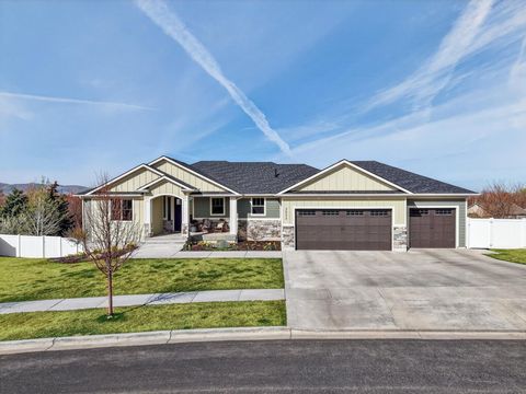 Photo of 3032 Lois Lane, Pocatello, ID 83201 (MLS # 582053)