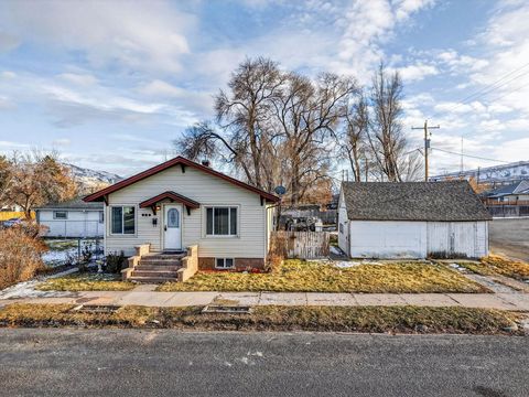 Photo of 223 W Sublette St, Pocatello, ID 83204 (MLS # 581530)