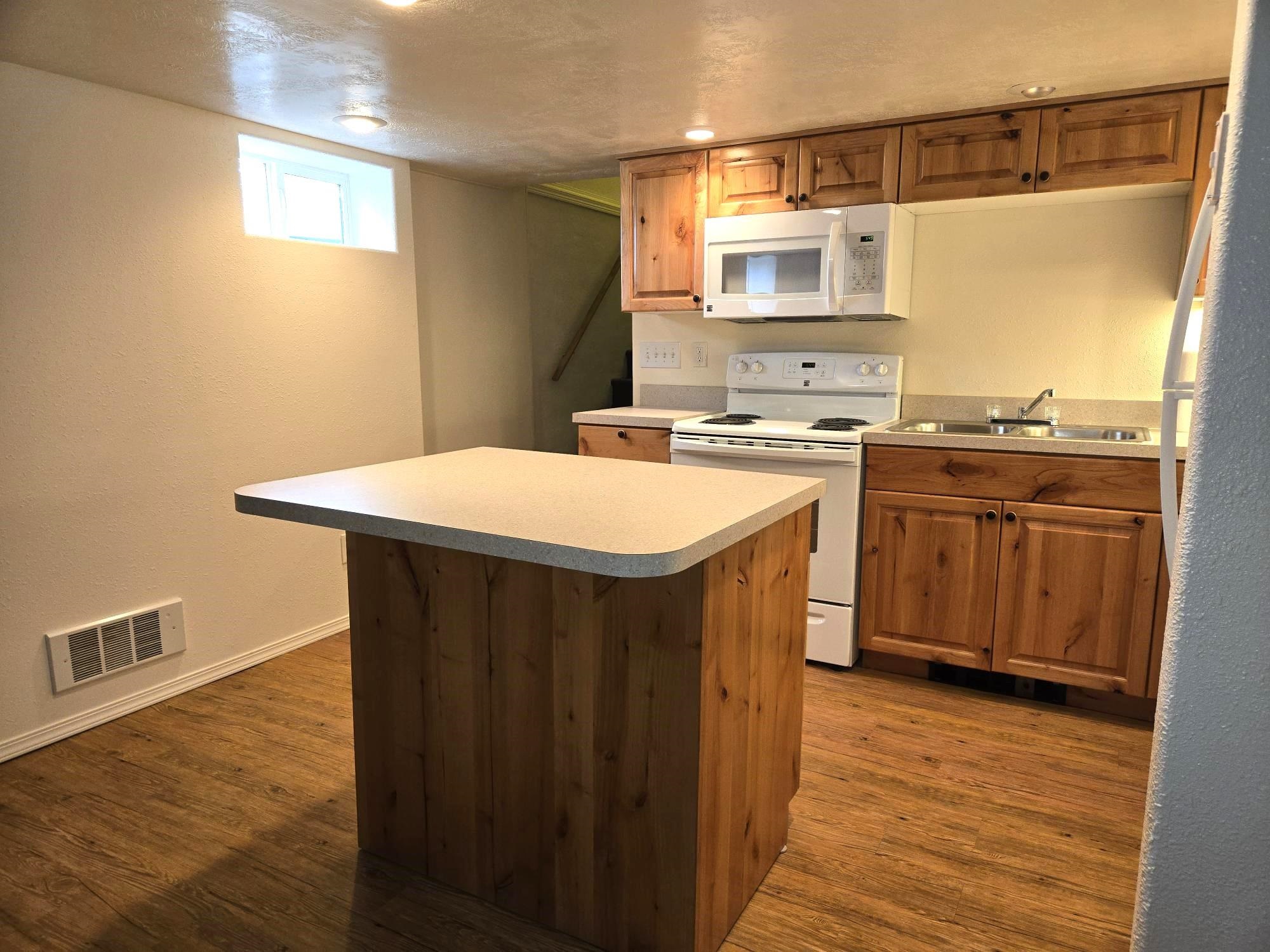 615 S 10th Ave, Pocatello, Idaho image 22