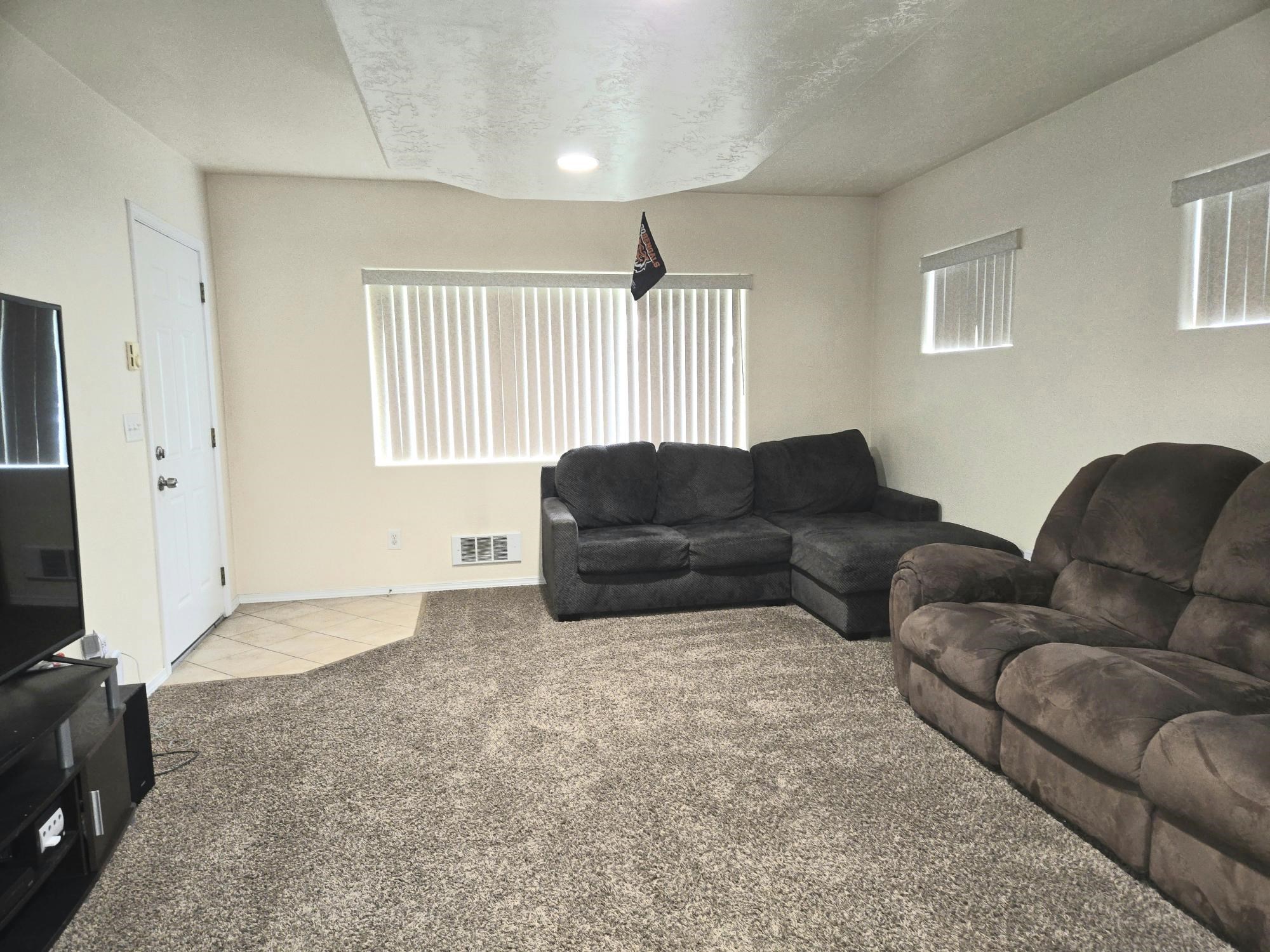 615 S 10th Ave, Pocatello, Idaho image 4