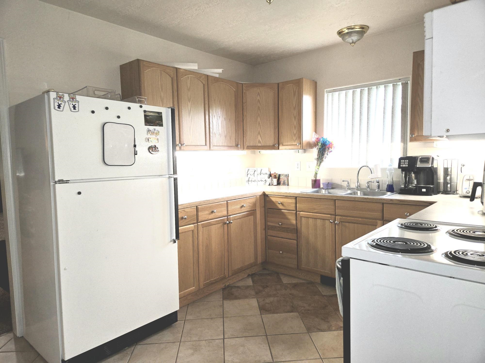 615 S 10th Ave, Pocatello, Idaho image 8