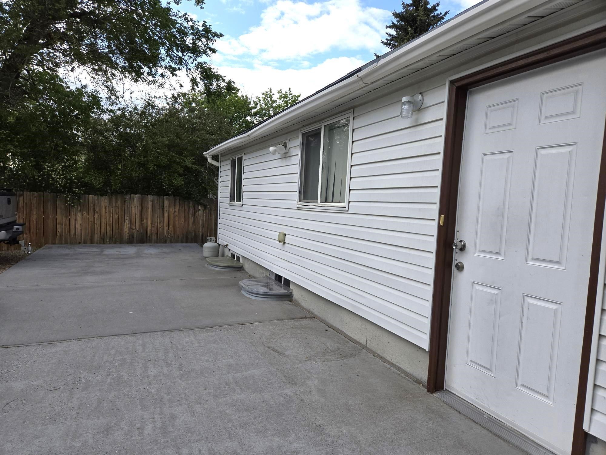 615 S 10th Ave, Pocatello, Idaho image 27