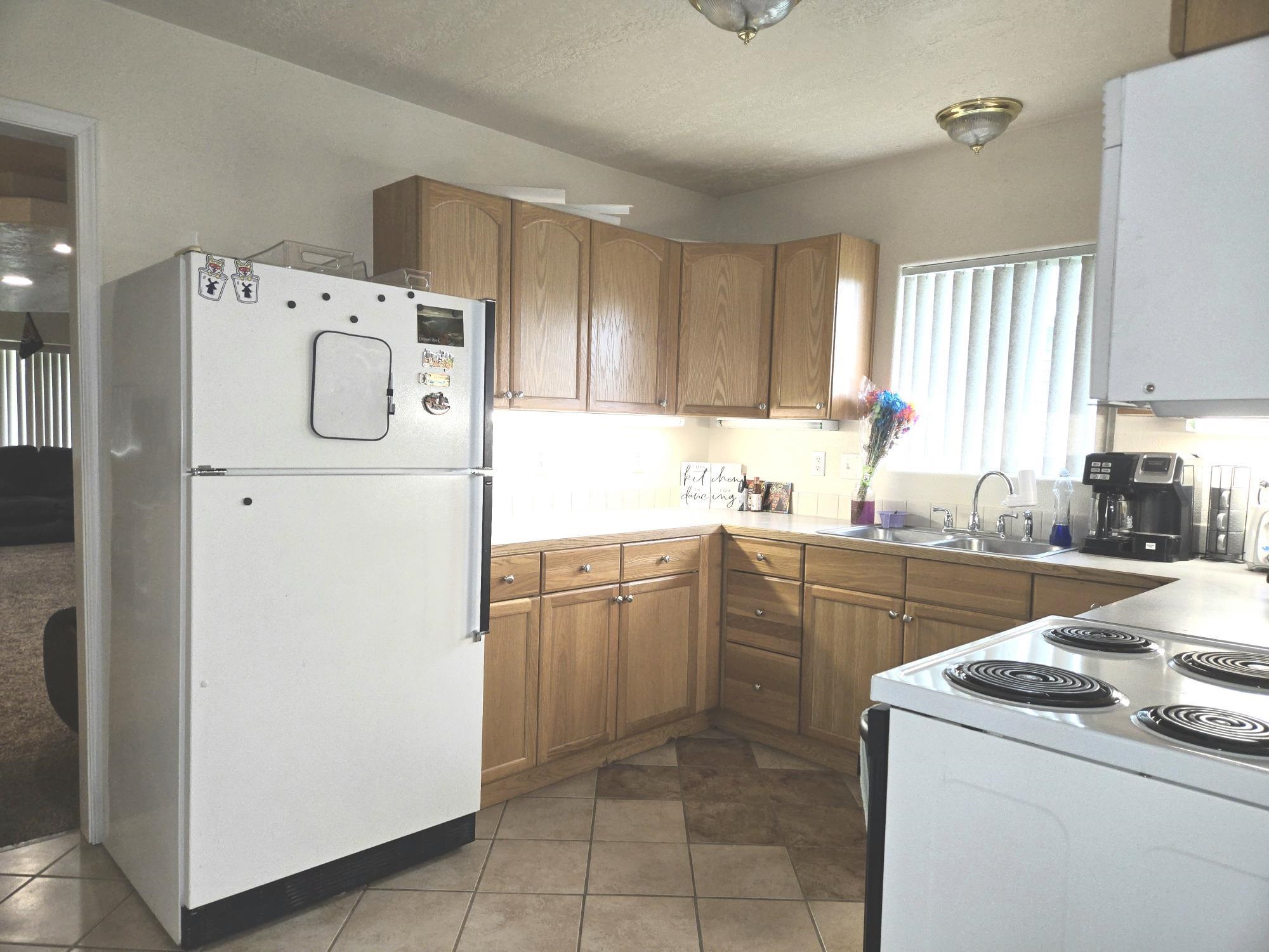 615 S 10th Ave, Pocatello, Idaho image 13