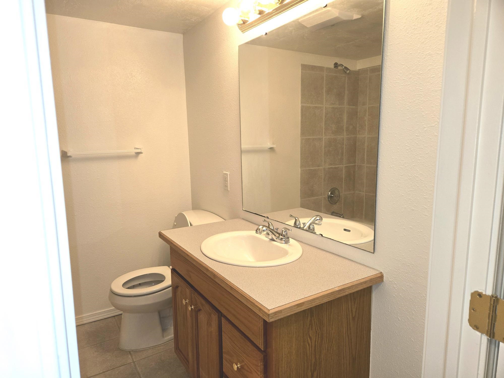615 S 10th Ave, Pocatello, Idaho image 17