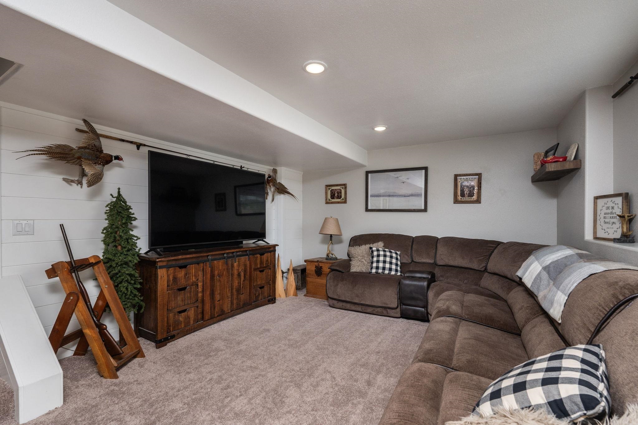 2820 Summit, Pocatello, Idaho image 32