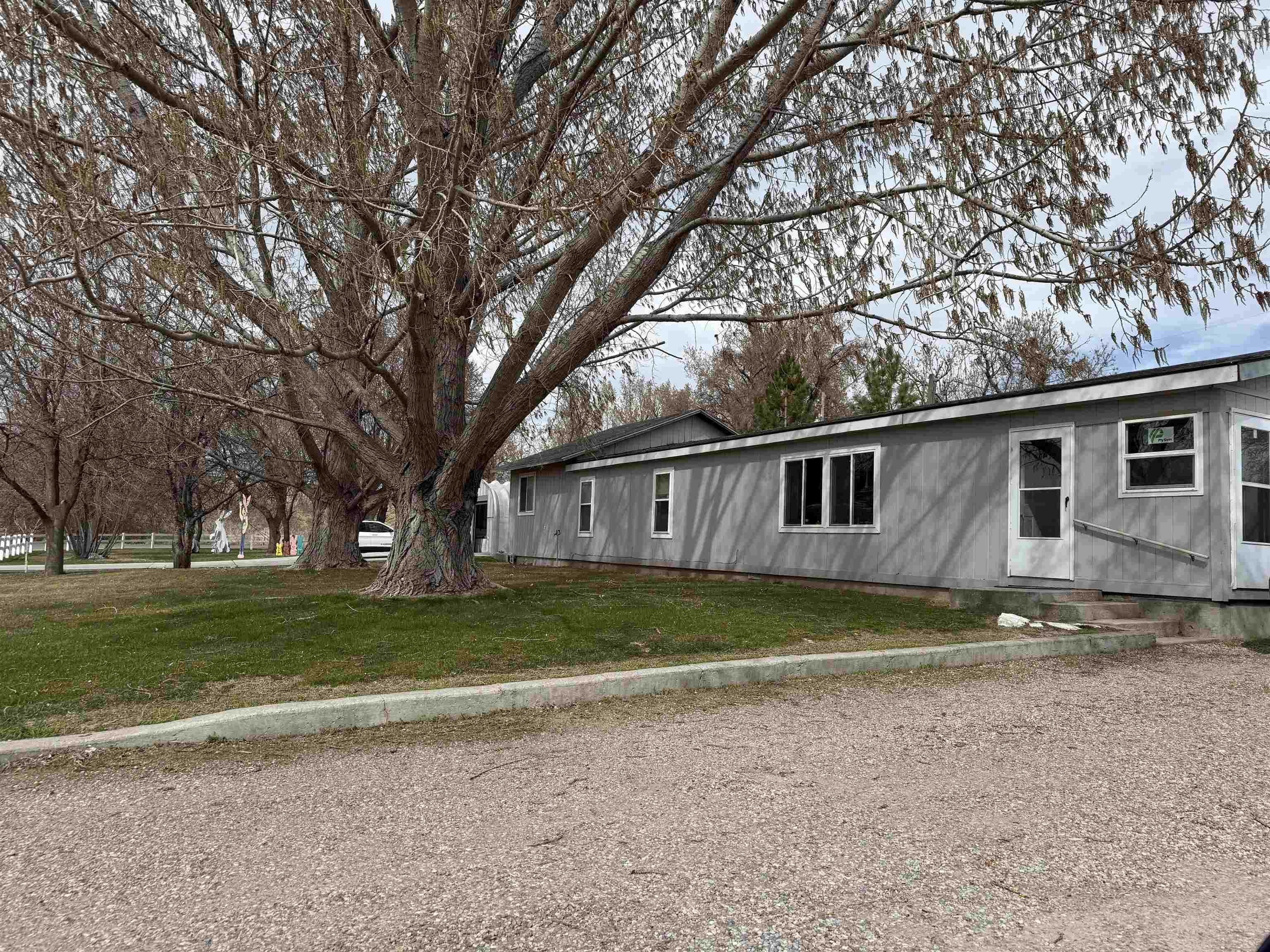 235 S Oregon Trail, American Falls, Idaho image 6