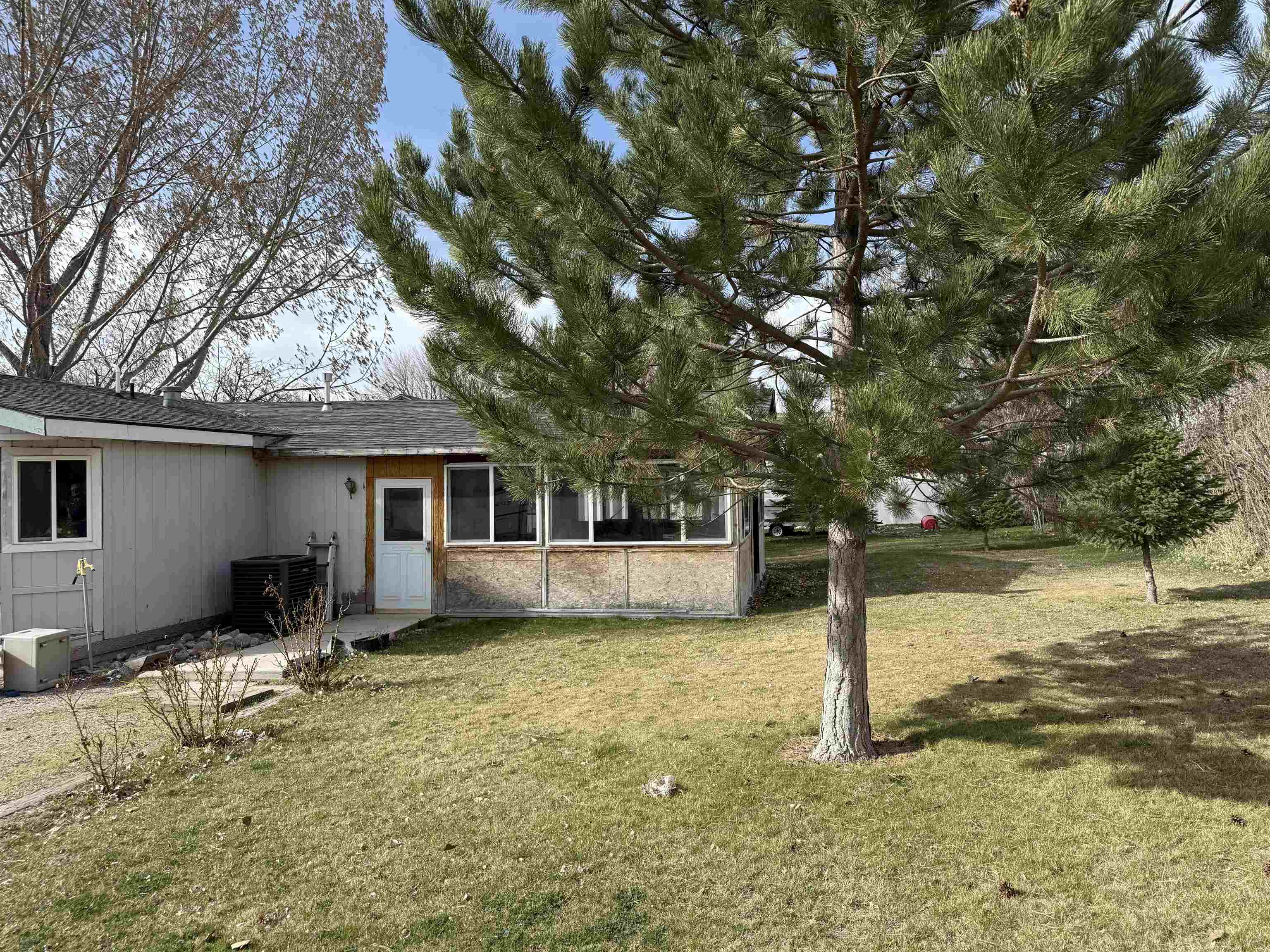 235 S Oregon Trail, American Falls, Idaho image 47