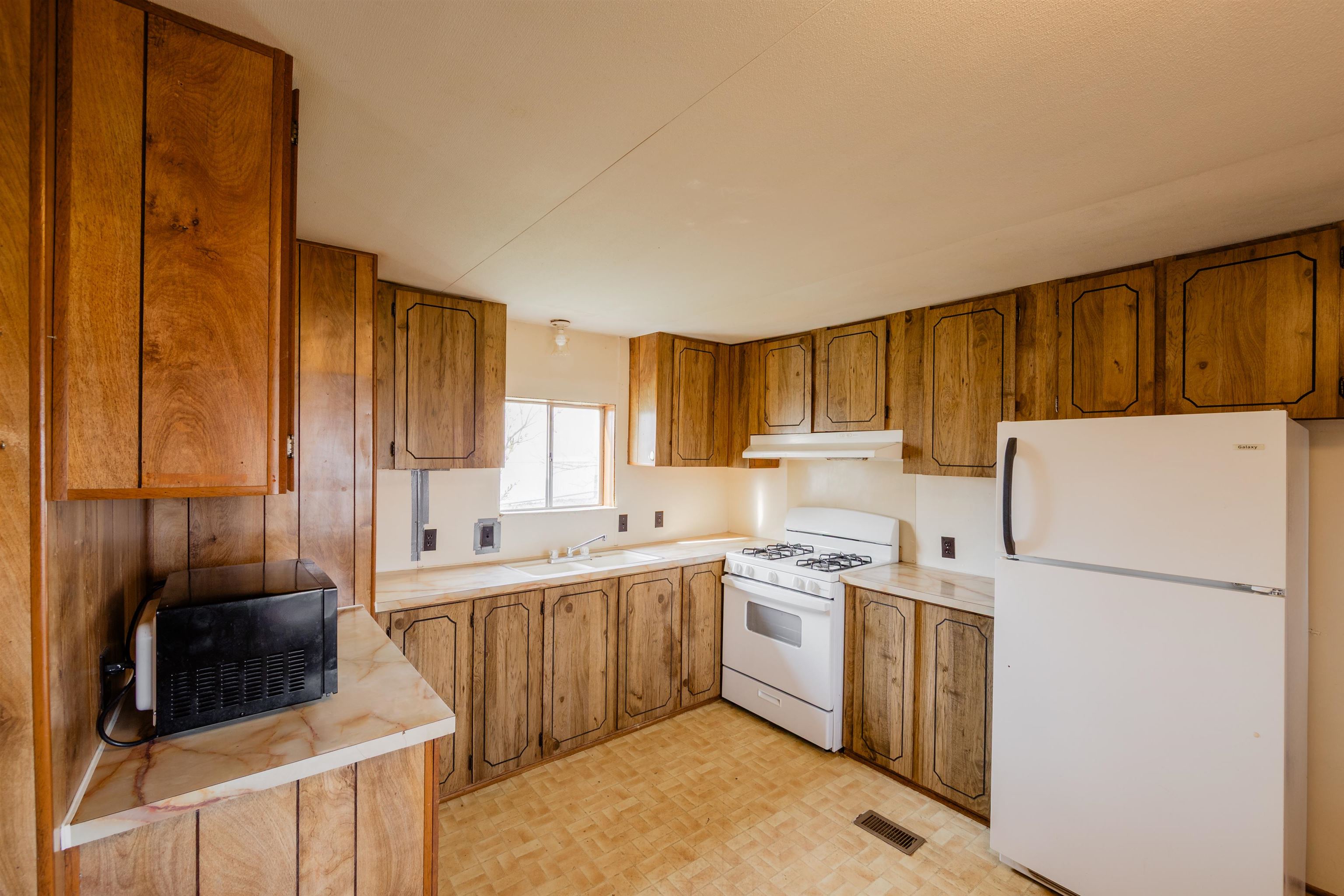 180 Hazelnut Lane, Pocatello, Idaho image 6