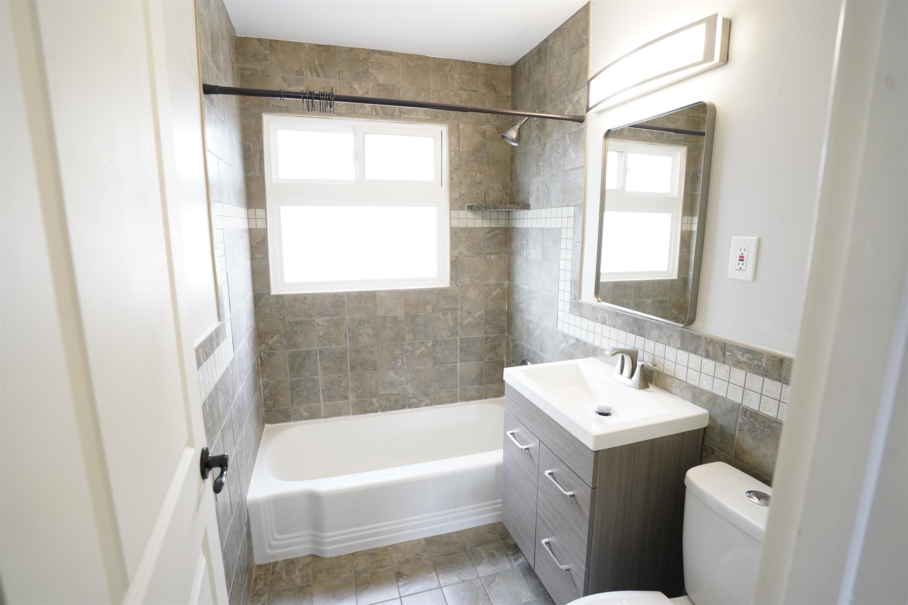 1114 E Sherman St, Pocatello, Idaho image 8