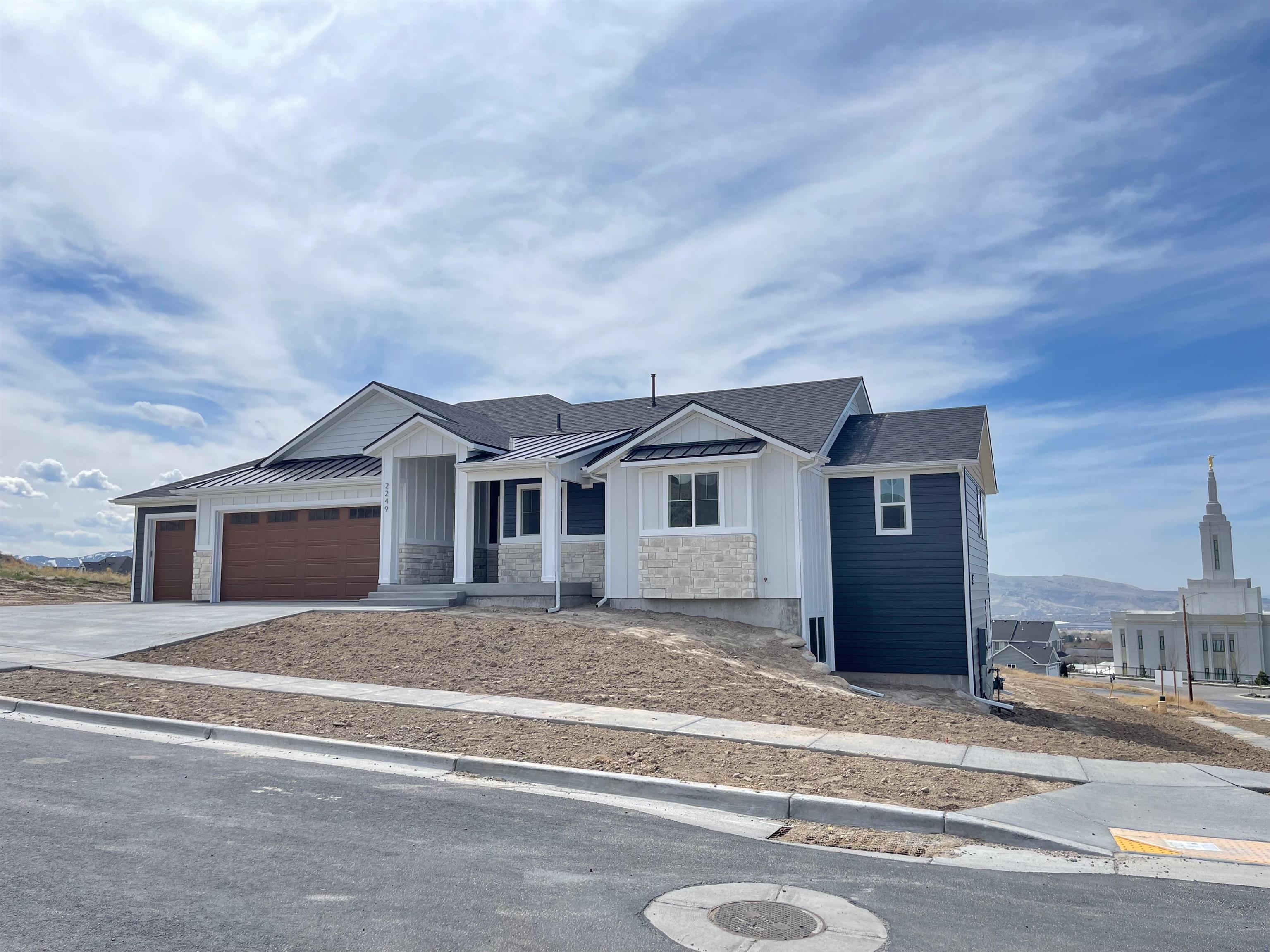 2249 Grayson Way, Pocatello, Idaho image 2