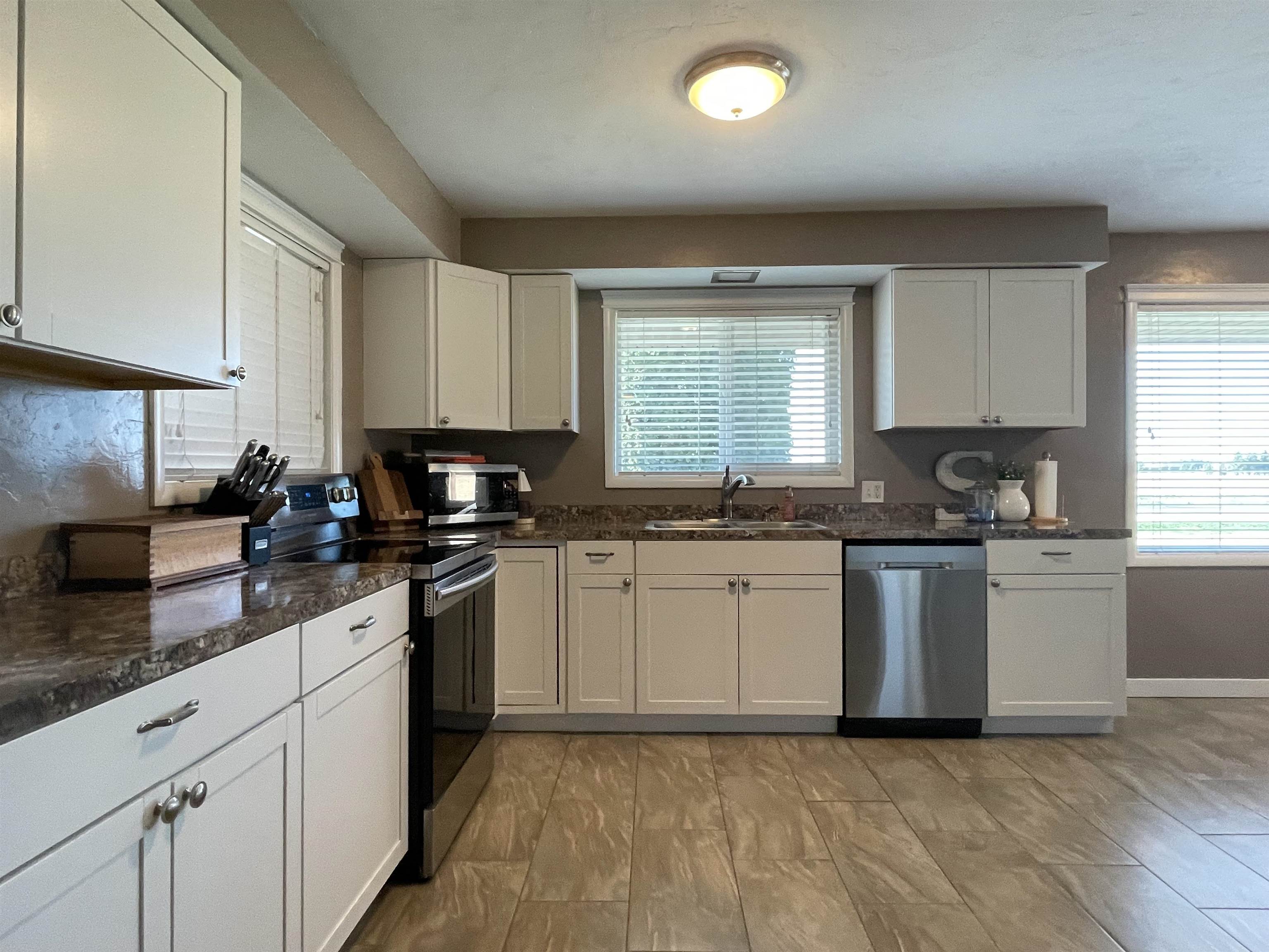 559 Rich Lane, Blackfoot, Idaho image 14