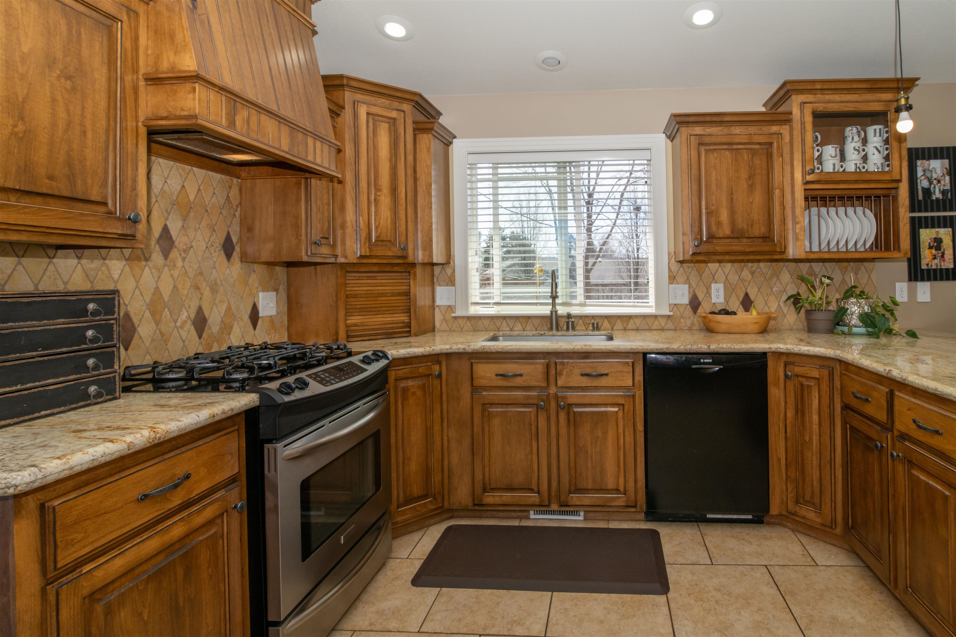 2411 Marissa Pl, Pocatello, Idaho image 3