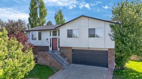 Photo of 1990 Diane Lane, Pocatello, ID 83201 (MLS # 582661)