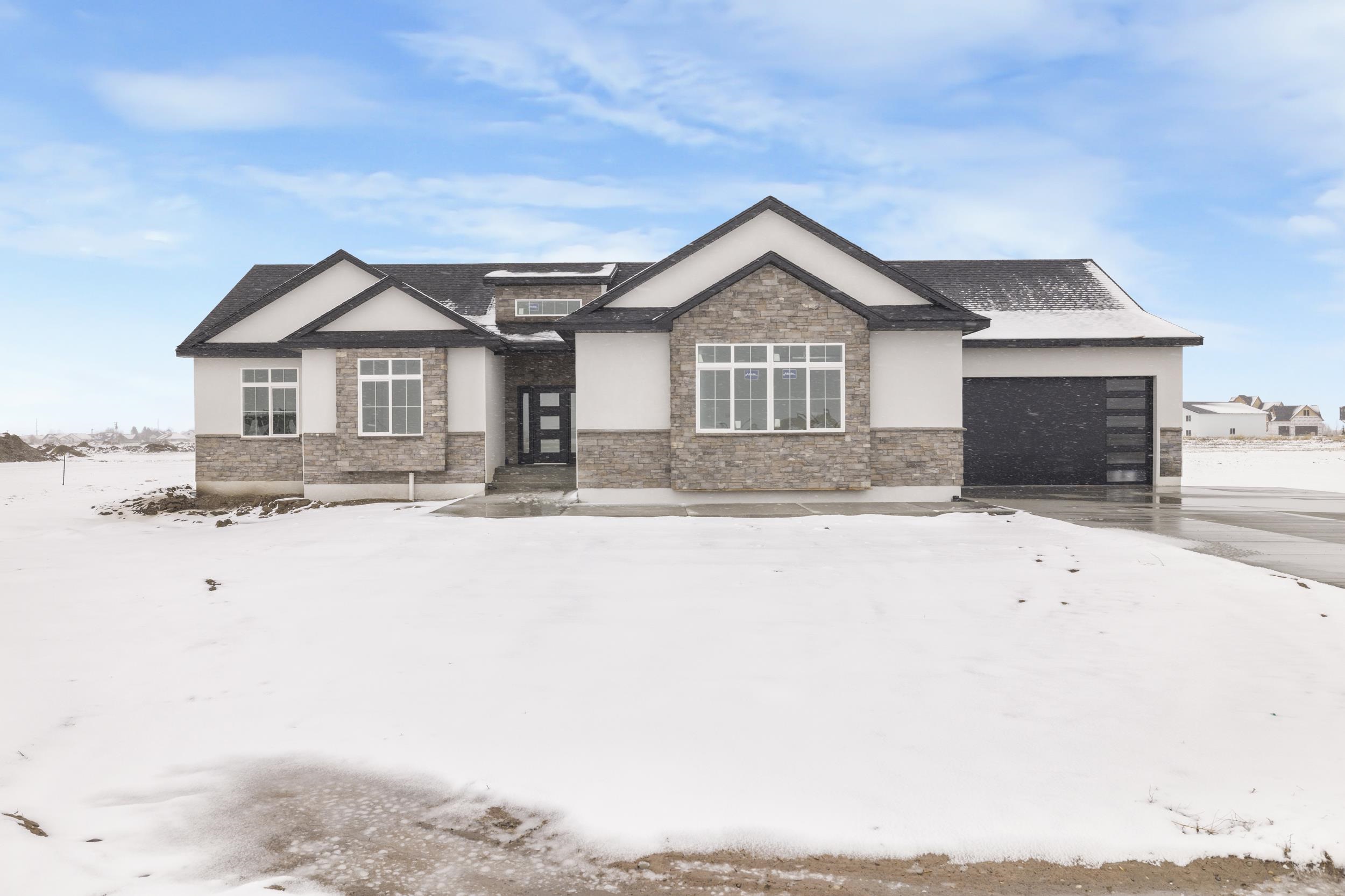 1571 N 845 E, Shelley, Idaho image 1