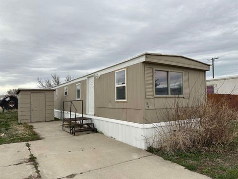 Mobile Home For Sale - 450 W Griffith #34 Rd<br/> Pocatello, ID 83201