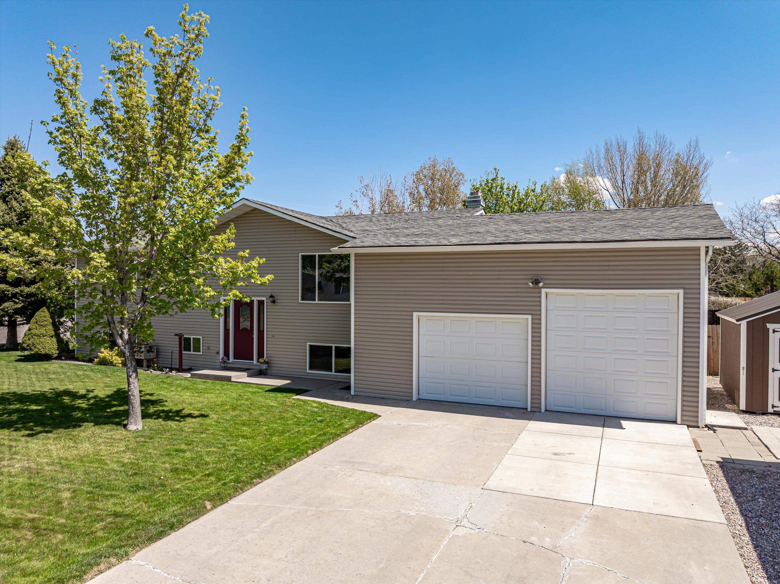 3910 Henderson Ln, Pocatello, Idaho image 2