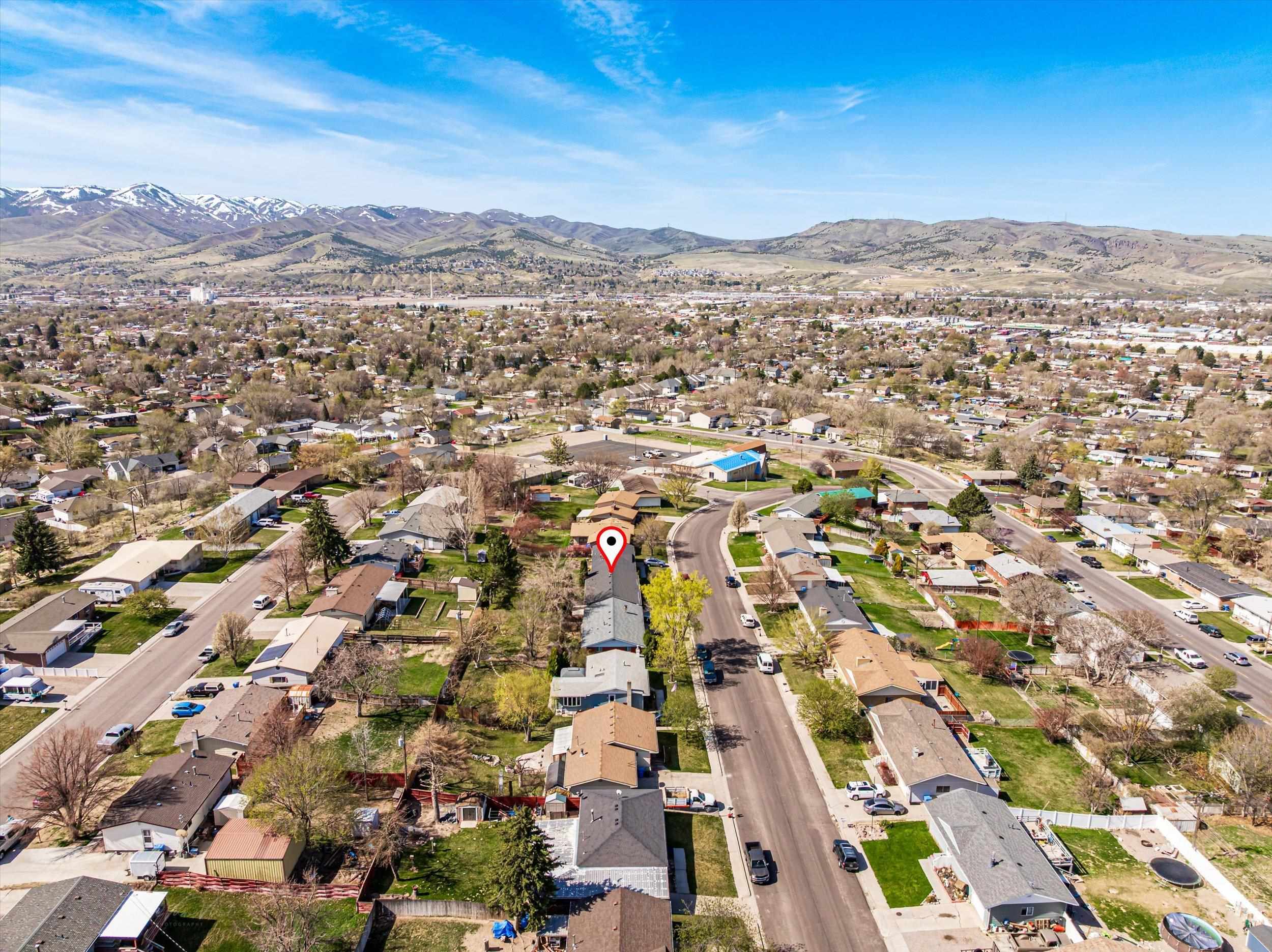 1323 E Alameda Road, Pocatello, Idaho image 5