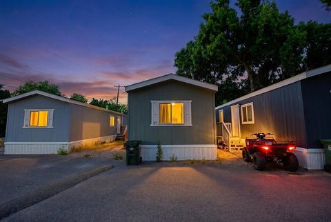 Photo of 1935 S 5th Ave #37 AVE, Pocatello, ID 83201 (MLS # 582840)