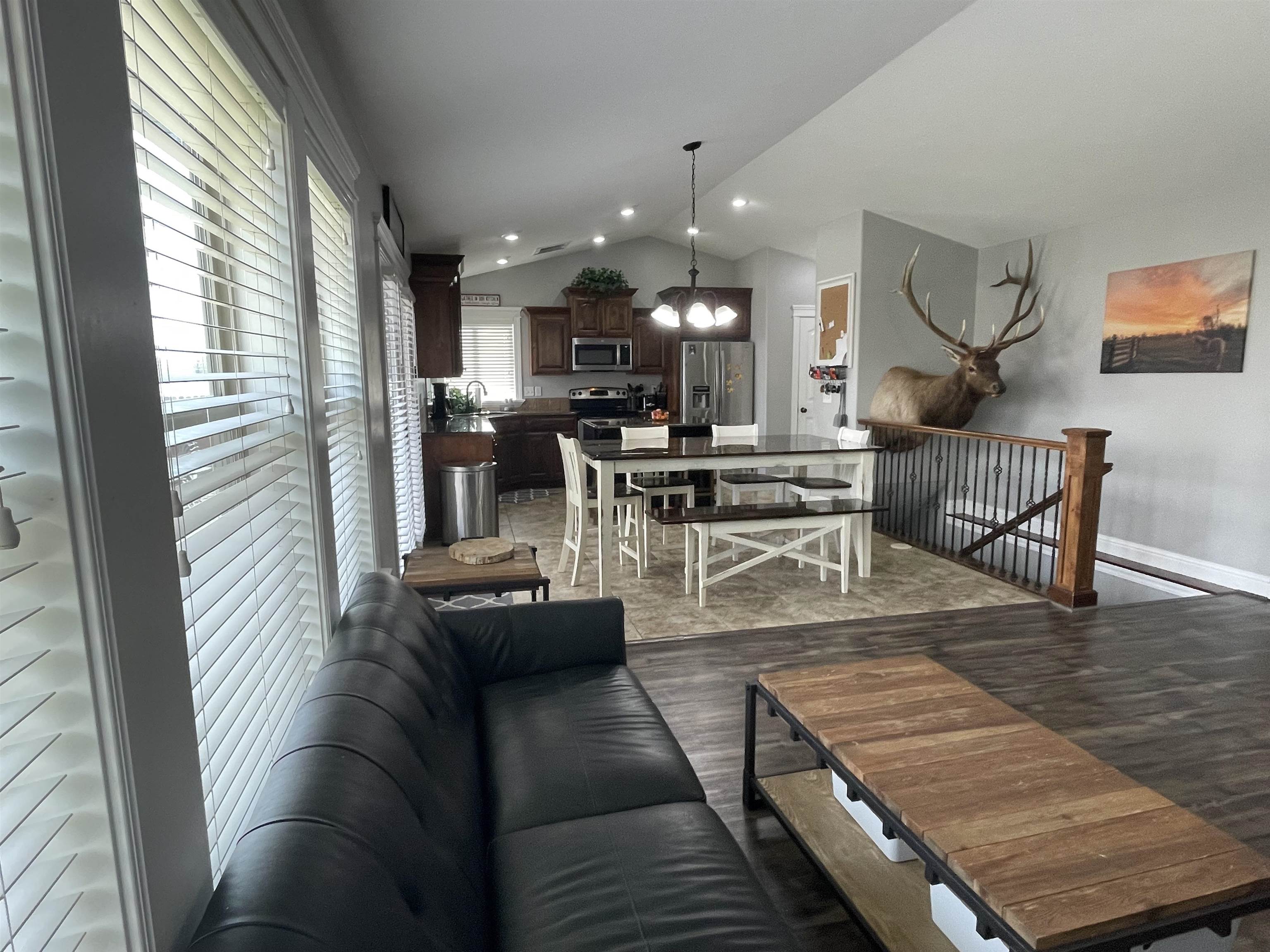 2185 Lawrence Lane, Blackfoot, Idaho image 9