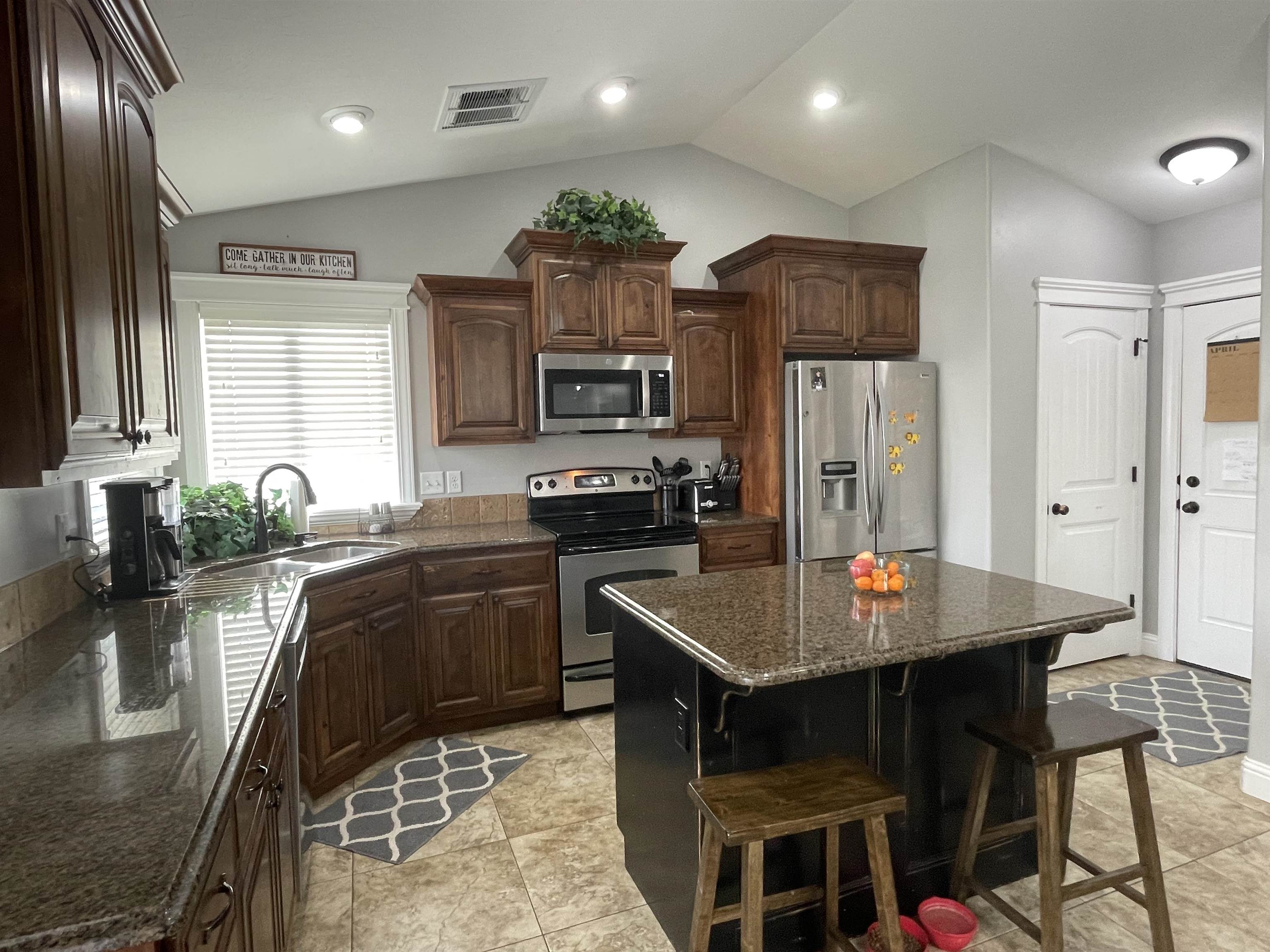 2185 Lawrence Lane, Blackfoot, Idaho image 14