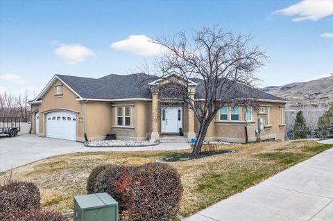 Photo of 788 Creekside Cir, Pocatello, ID 83204 (MLS # 581973)