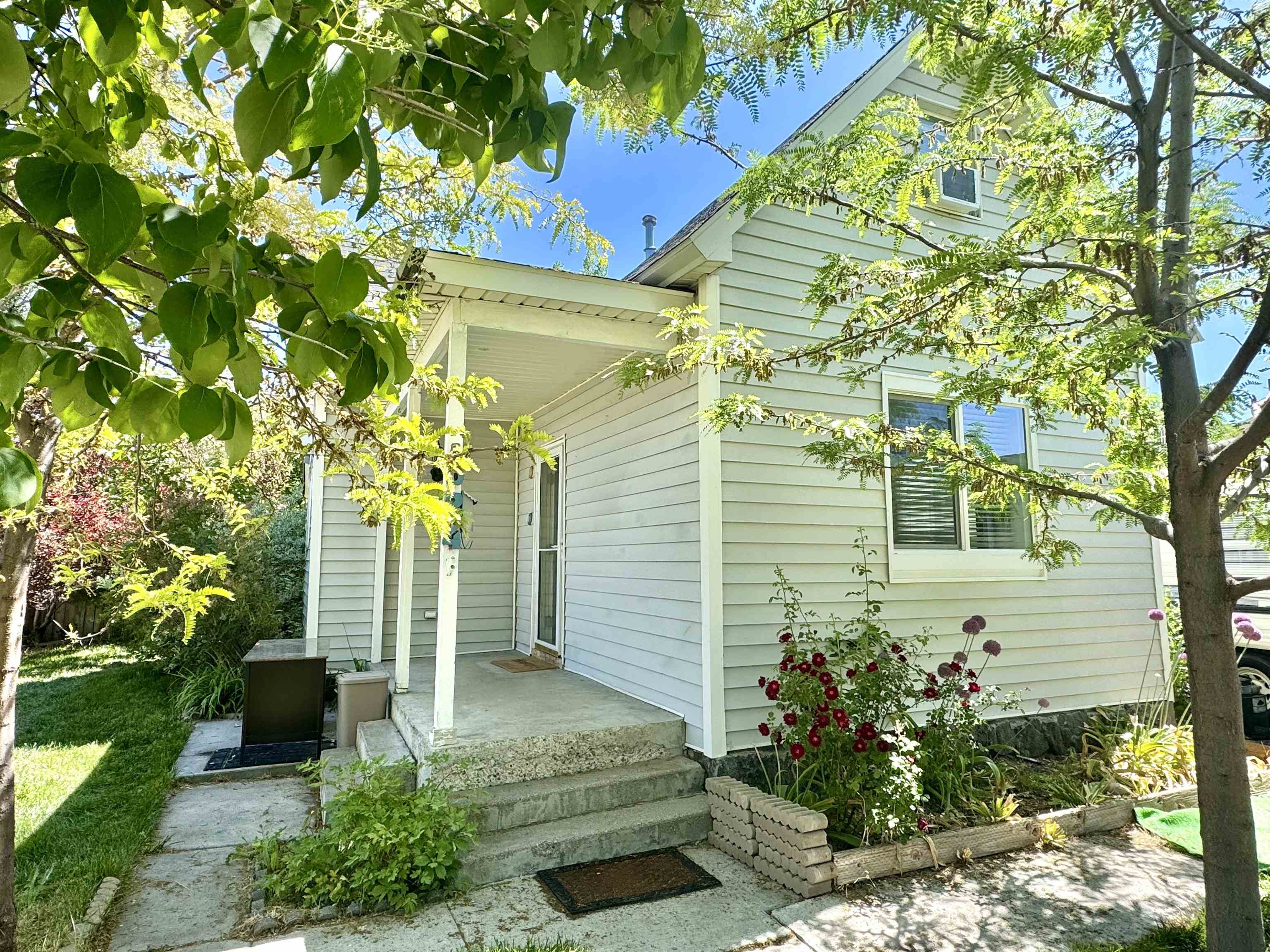 624 N 12th, Pocatello, Idaho image 1