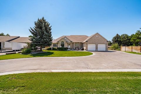 Photo of 706 Thicket Way, Idaho Falls, ID 83404 (MLS # 580287)