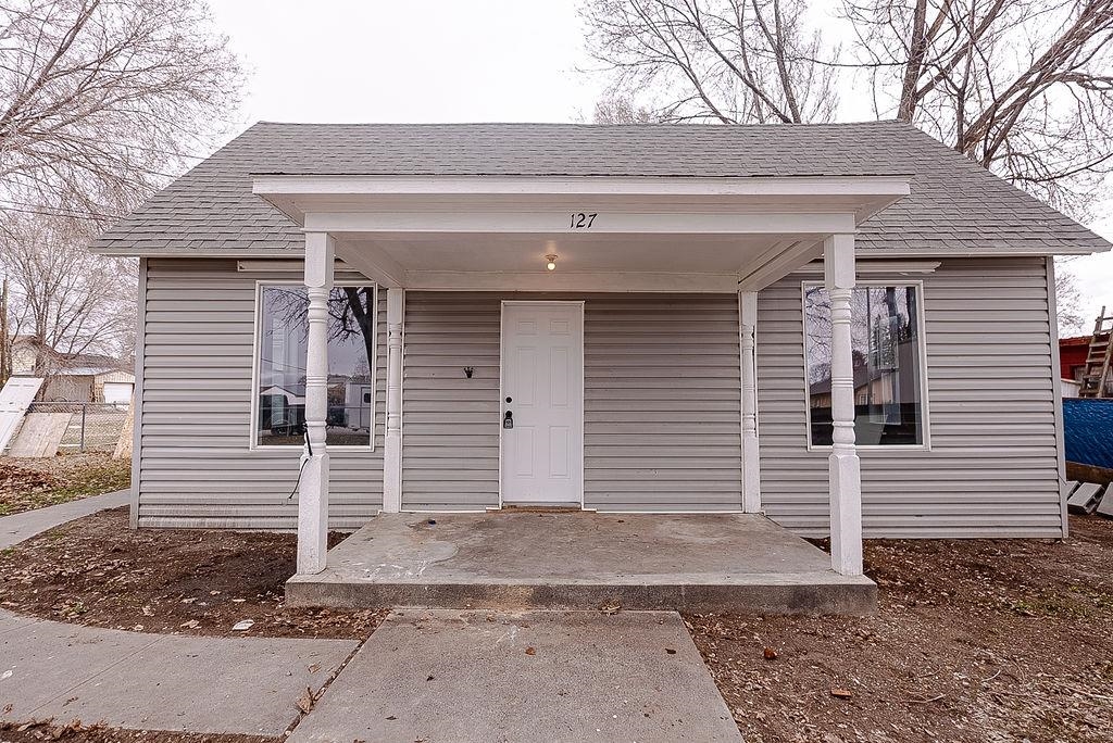 127 S 1st W, Rigby, Idaho image 1
