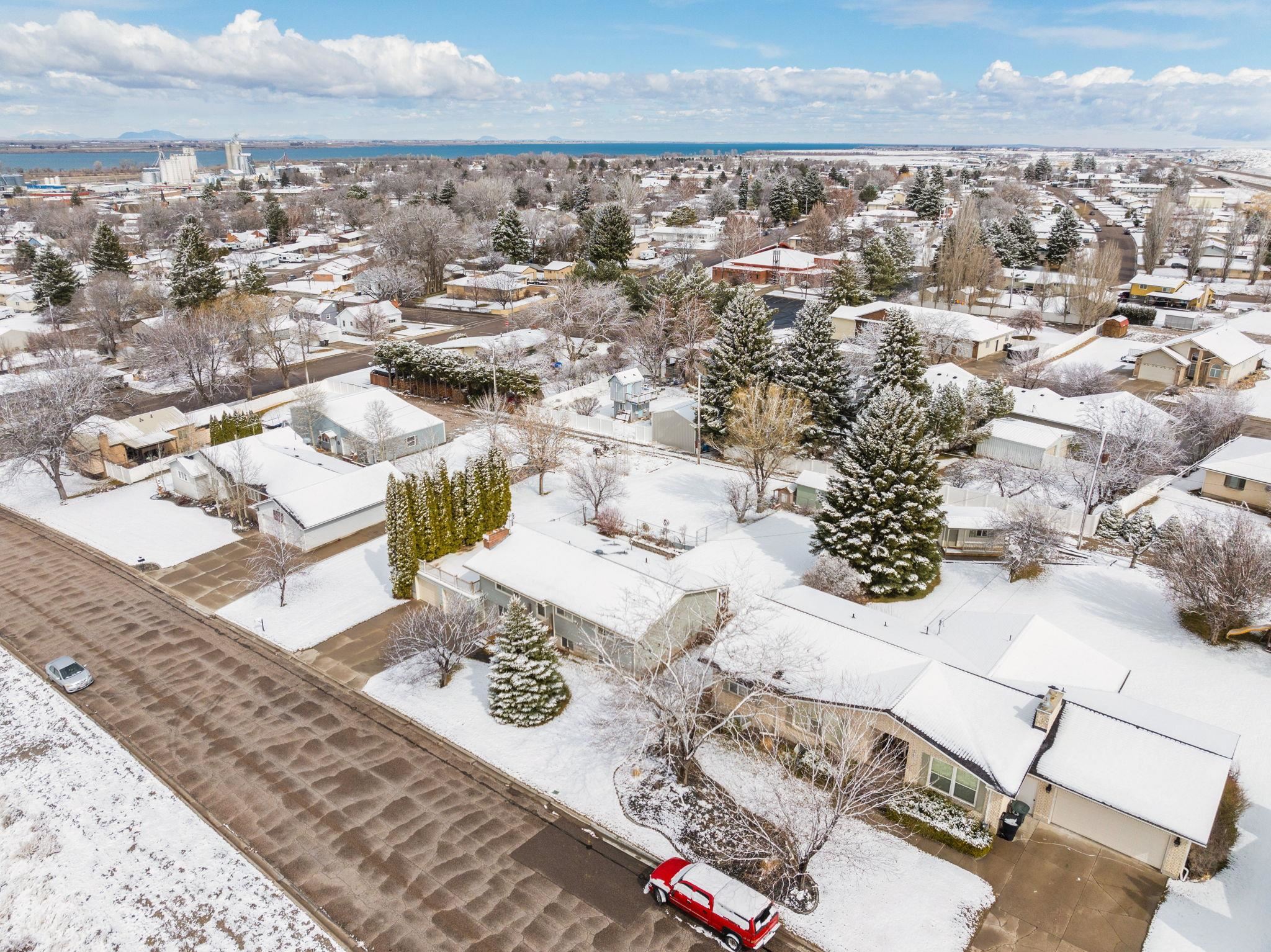 537 E Park St, American Falls, Idaho image 39