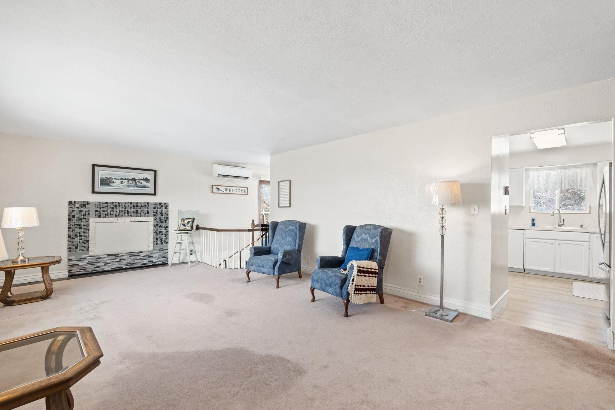 537 E Park St, American Falls, Idaho image 2