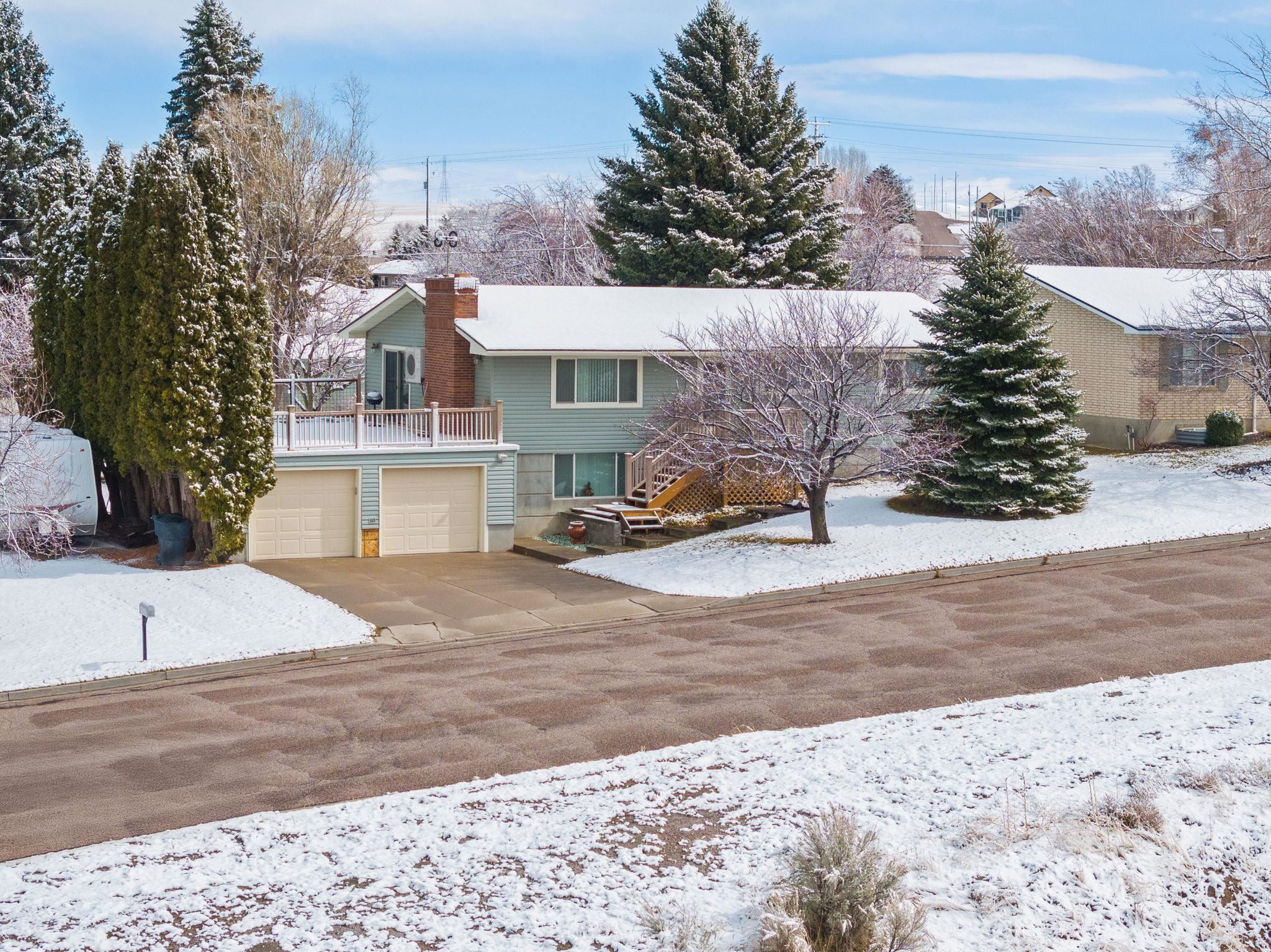 537 E Park St, American Falls, Idaho image 1