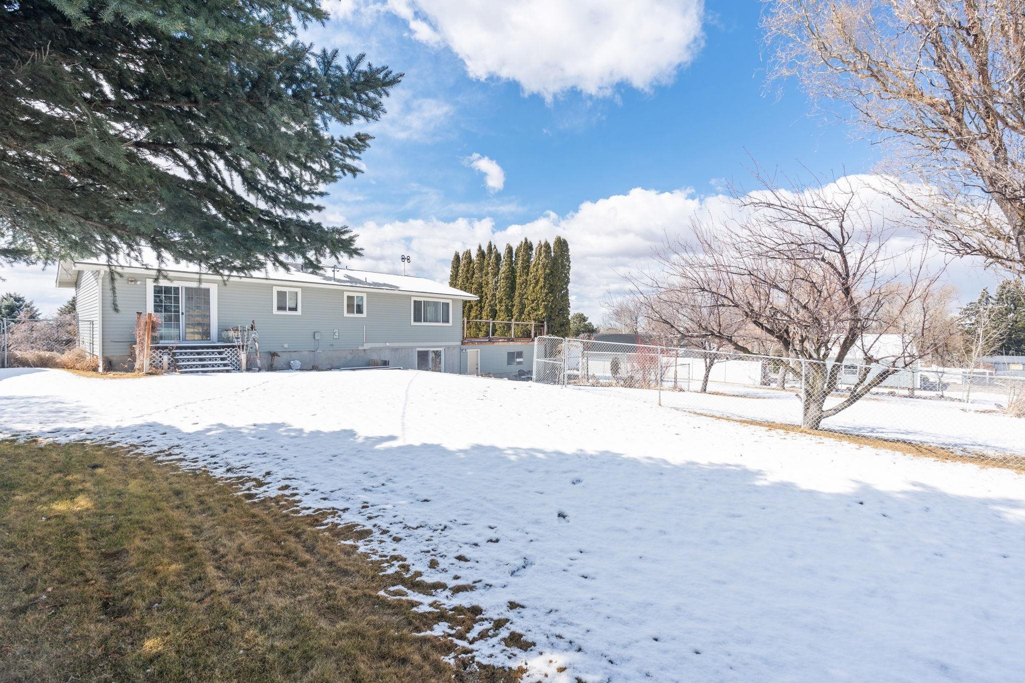 537 E Park St, American Falls, Idaho image 42