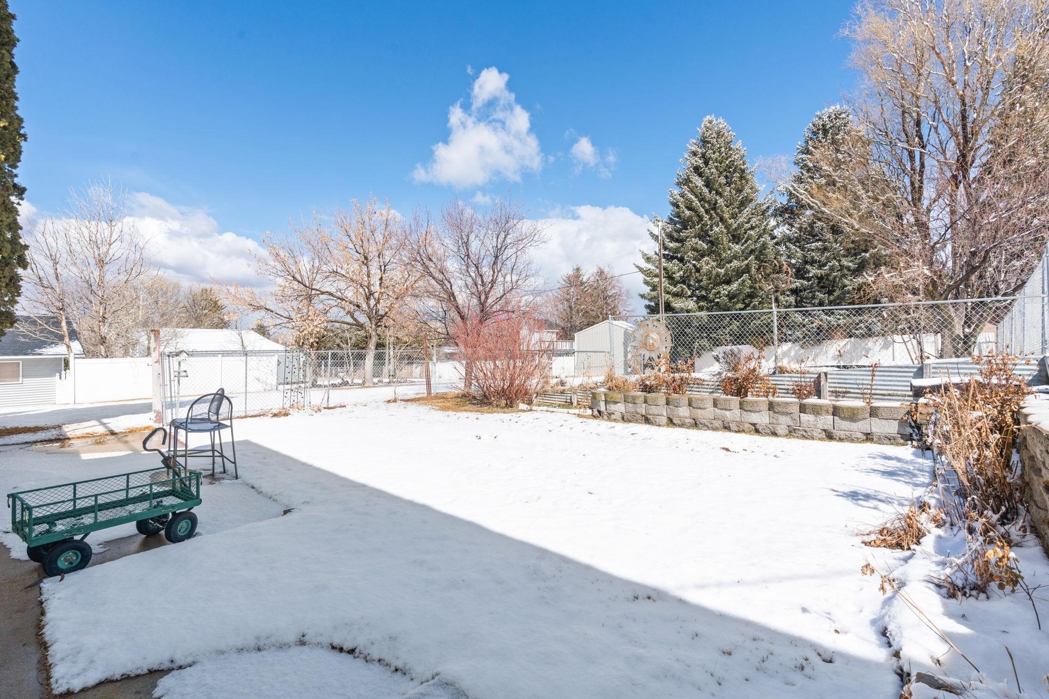 537 E Park St, American Falls, Idaho image 41