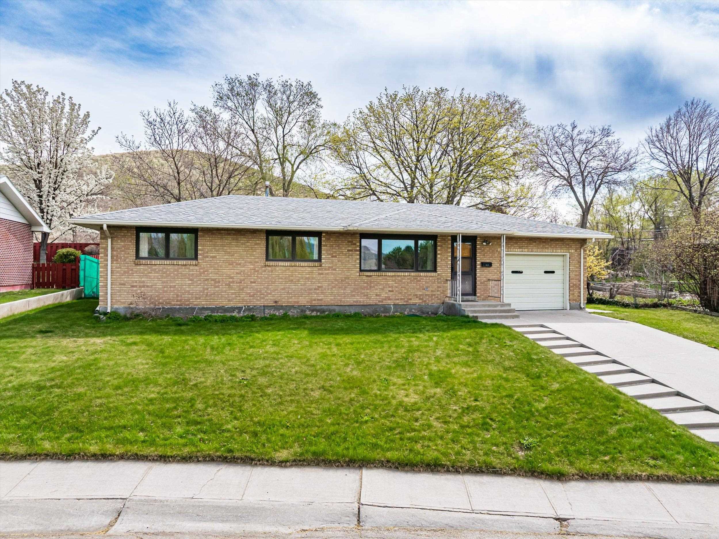 26 Davis Drive, Pocatello, Idaho image 1