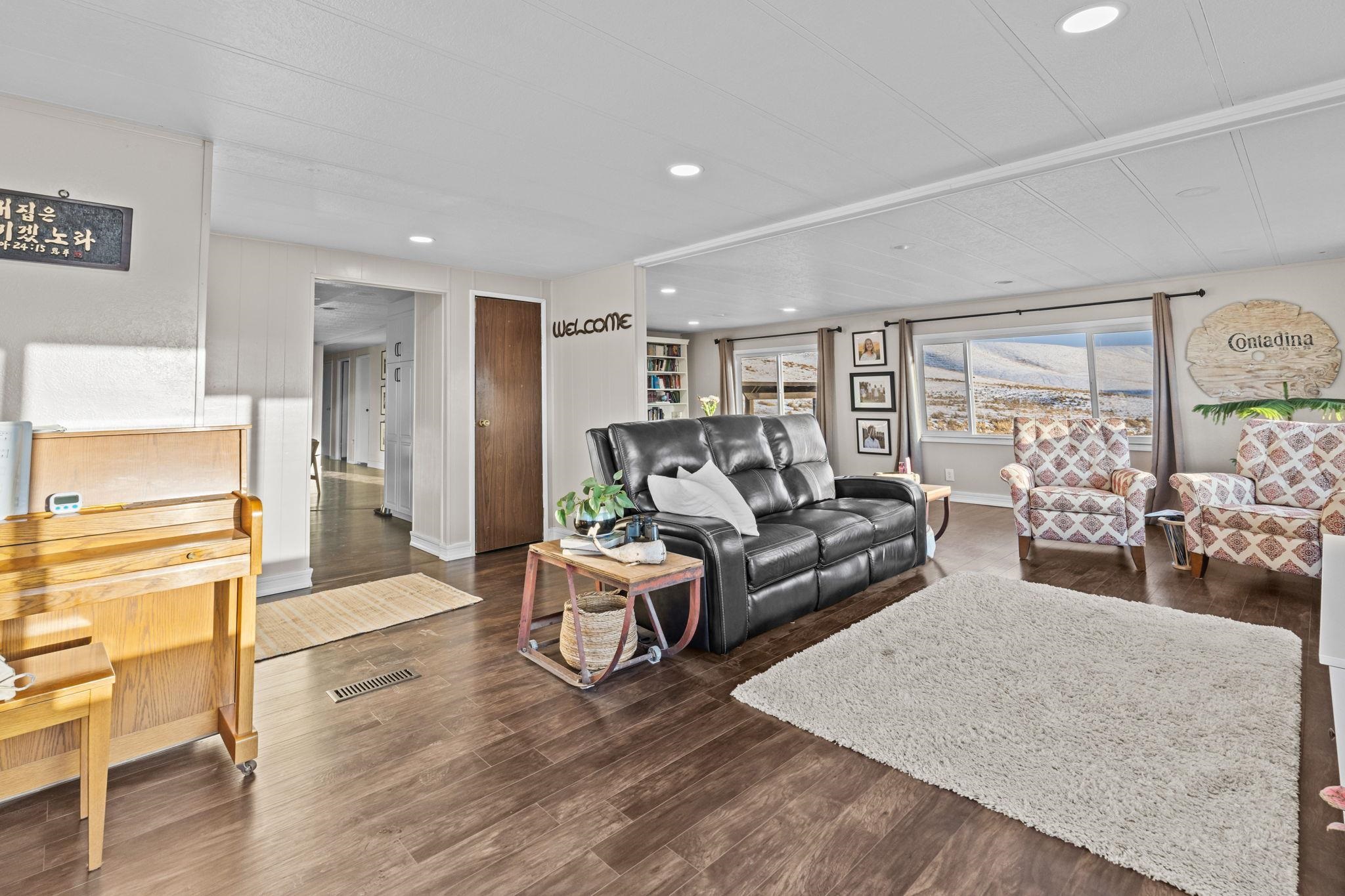 2253 Barnes Road, American Falls, Idaho image 5