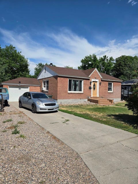Photo of 947 Cahoon Ave, Pocatello, ID 83201 (MLS # 582957)