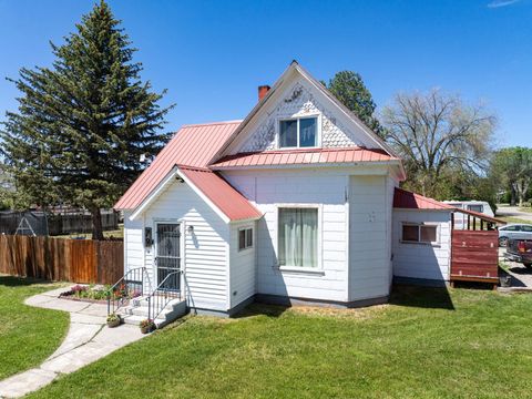 Homes For Sale - 79 E 2nd St<br/> Downey, ID 83234