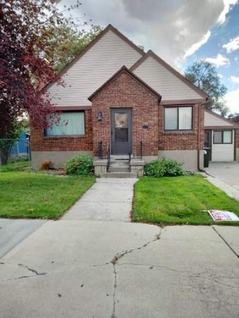 Photo of 137 N 8th Ave, Pocatello, ID 83201 (MLS # 582199)