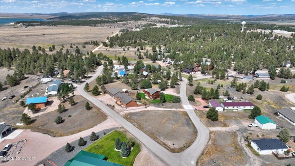 33 PENDLETON DR, PINE HAVEN, WY 82721 - Image 1643bcb527fac2dceea9cccf91e95f5e/2555709166