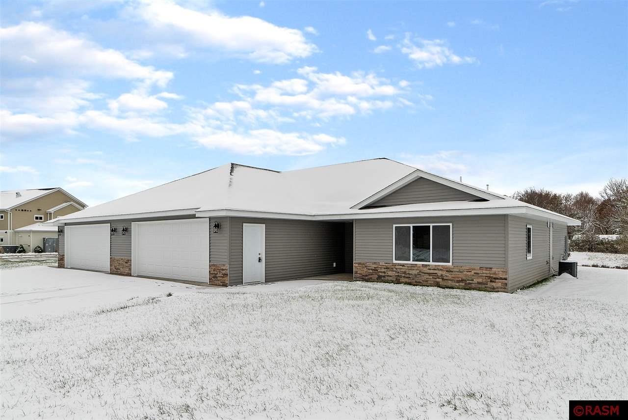 Photo 1 of 31 — 535 Oakwood Drive, Janesville, MN 56048