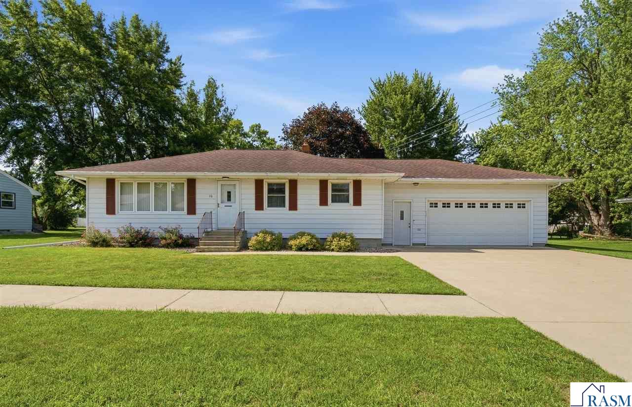 Photo 1 of 41 — 16 W Minnesota Avenue, Minnesota Lake, MN 56068